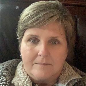 Meet your Posher, Joy